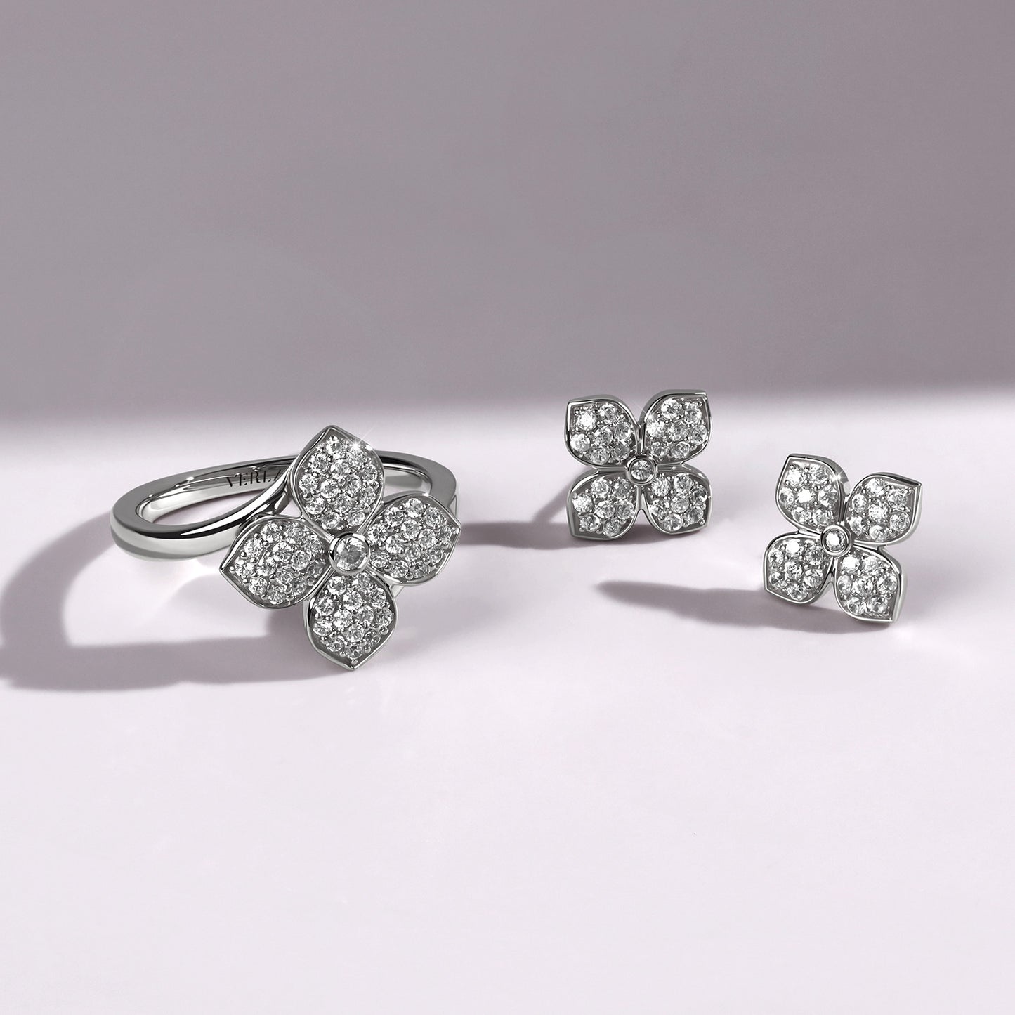 La Fleur Radiant Luxe Studs