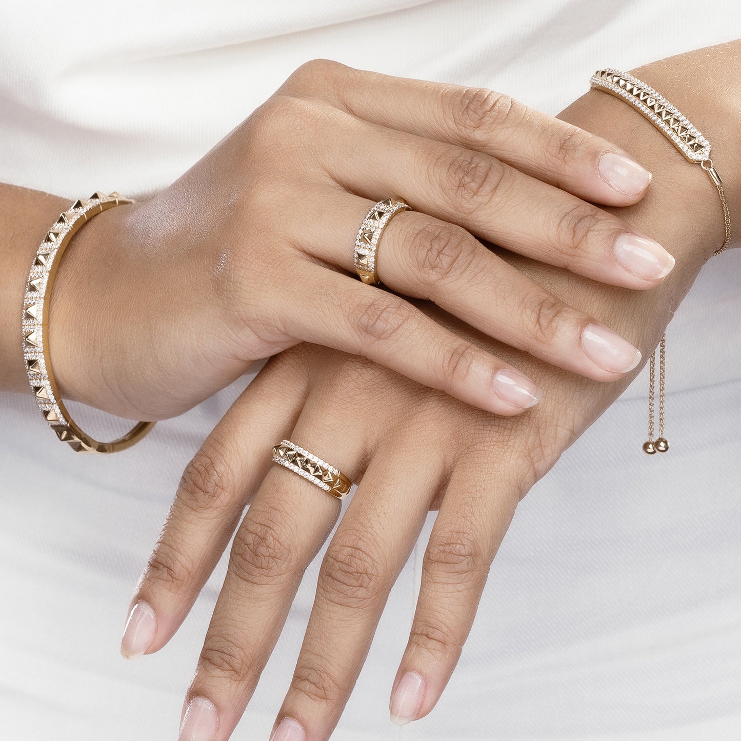 Zenyth Pyramid Spiked Diamond Band