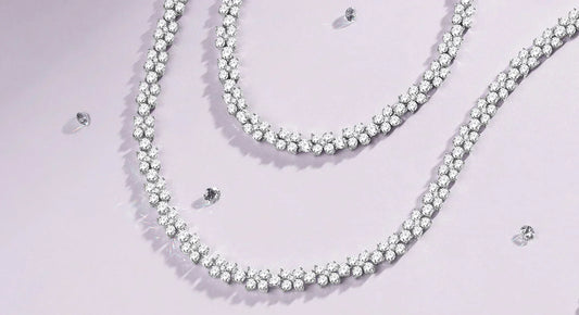 The Sophisticated Woman’s Guide to Shopping Timeless Fine Jewelry in the Modern Digital Age