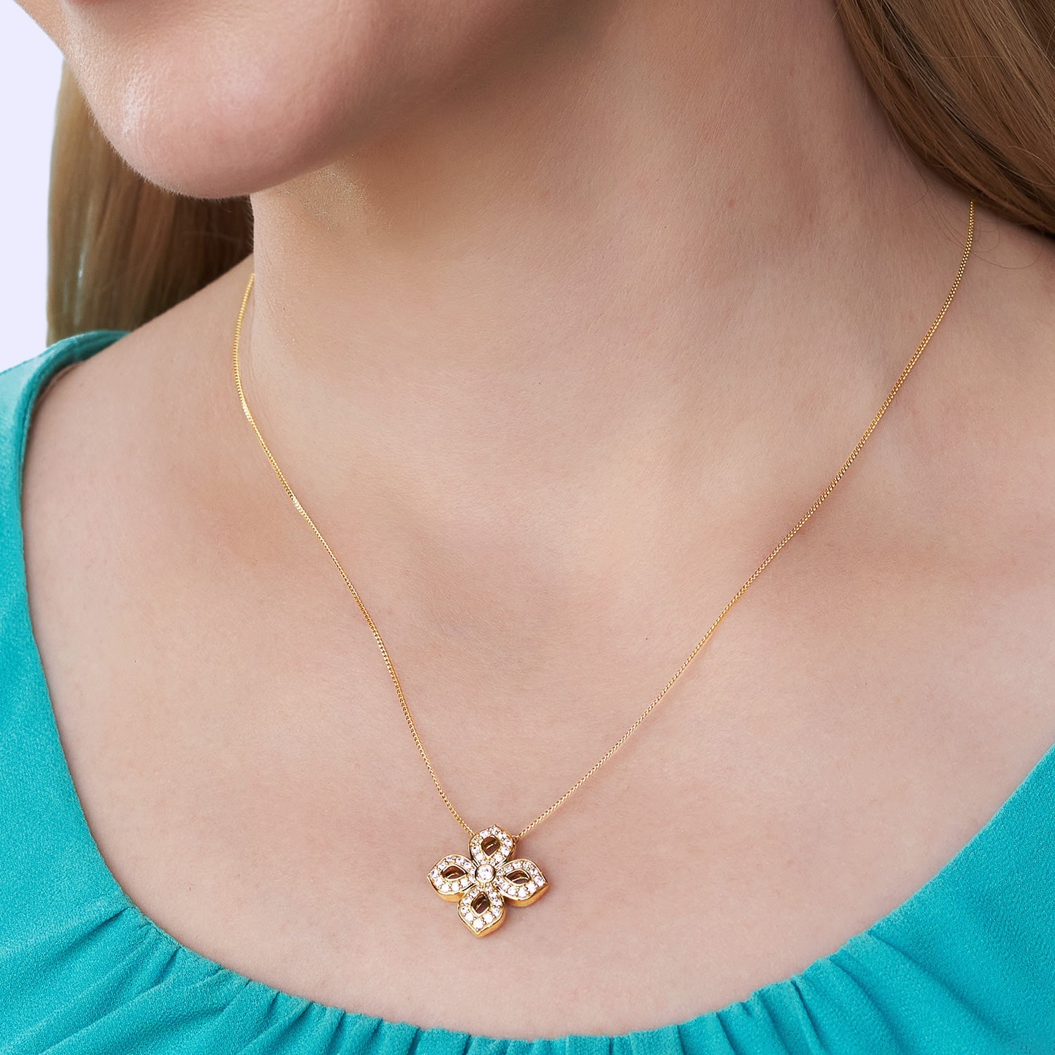 La Fleur Luxe Silhouette Pendant Necklace