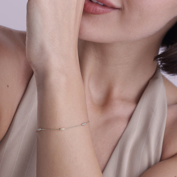 Linear Oval Bracelet