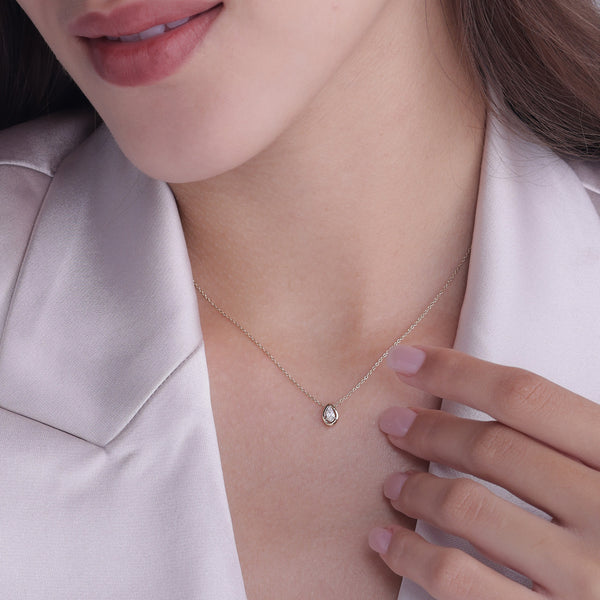 Dewdrop Solitaire Pendant