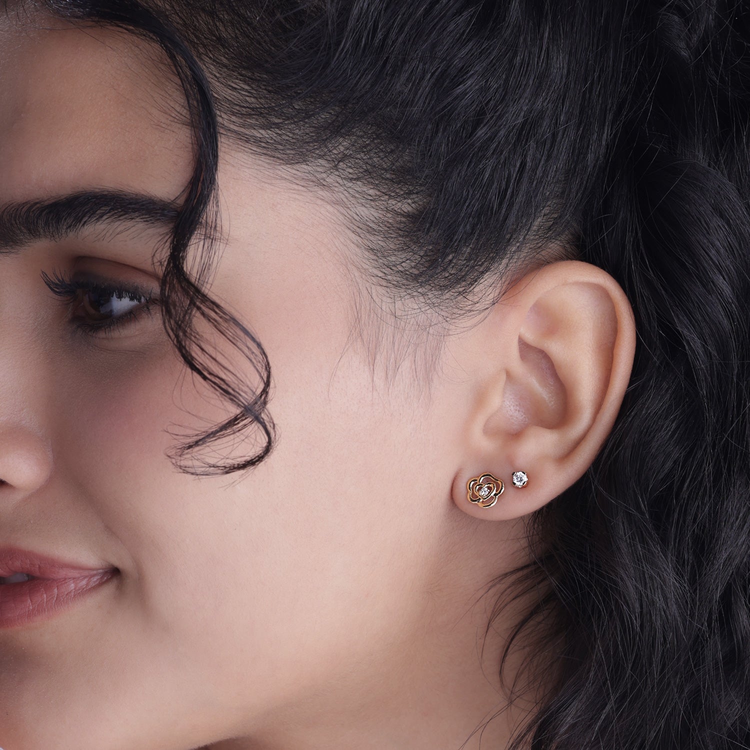 Minimalist Round-Cut Studs