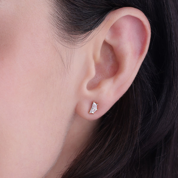 Epaulette-Cut Studs Medium