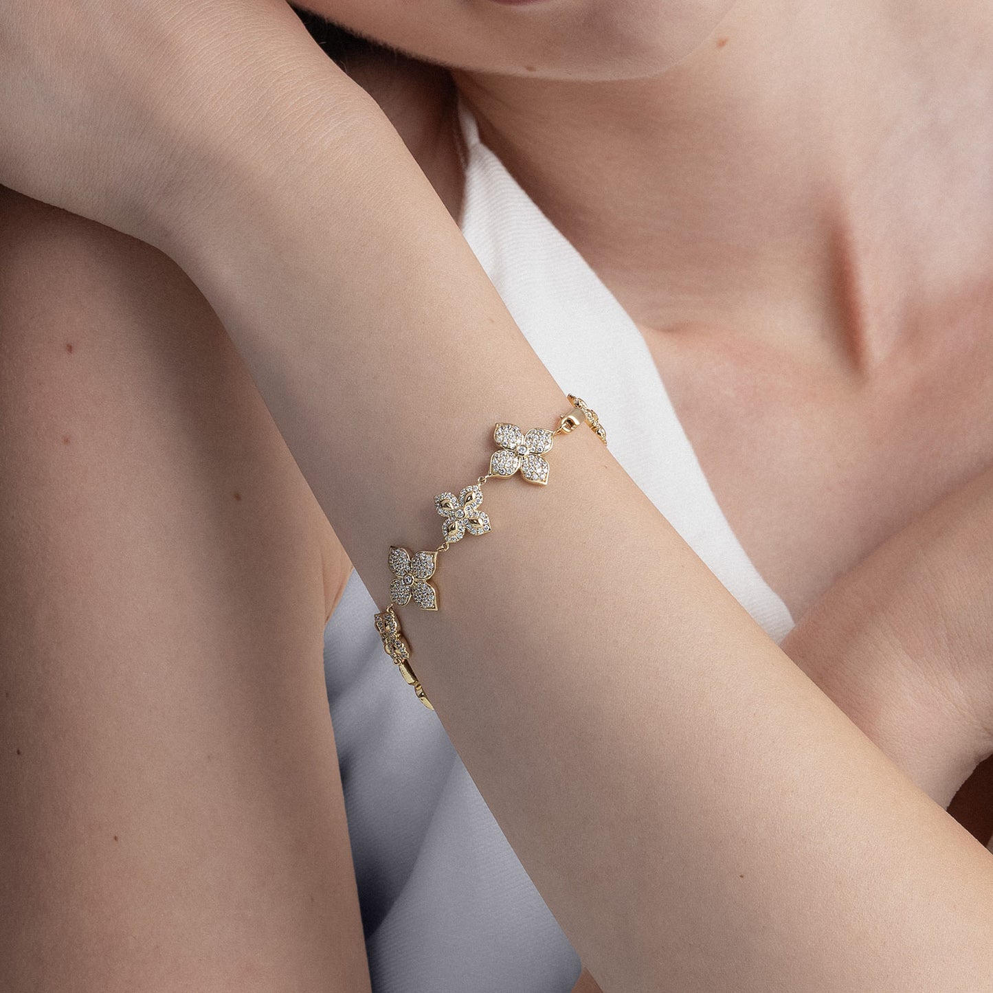 La Fleur Luxe Blooming Radiant Bracelet