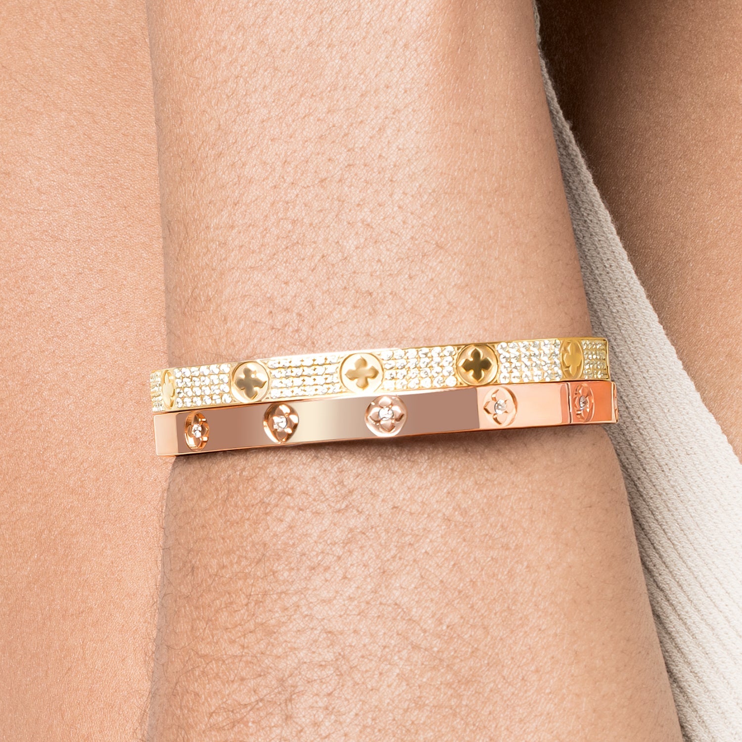 La Fleur 3-Rows Round Bangle