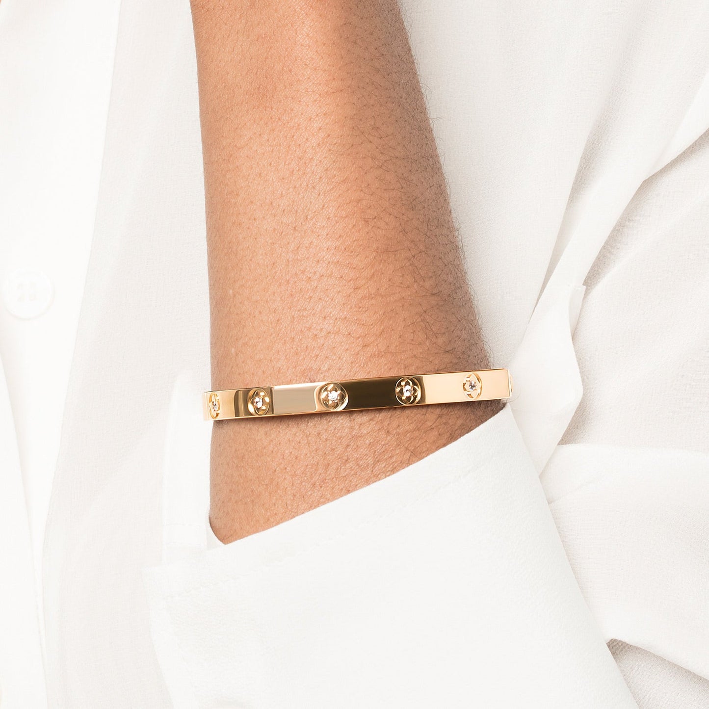 La Fleur 12-Diamonds 5mm Round Bangle