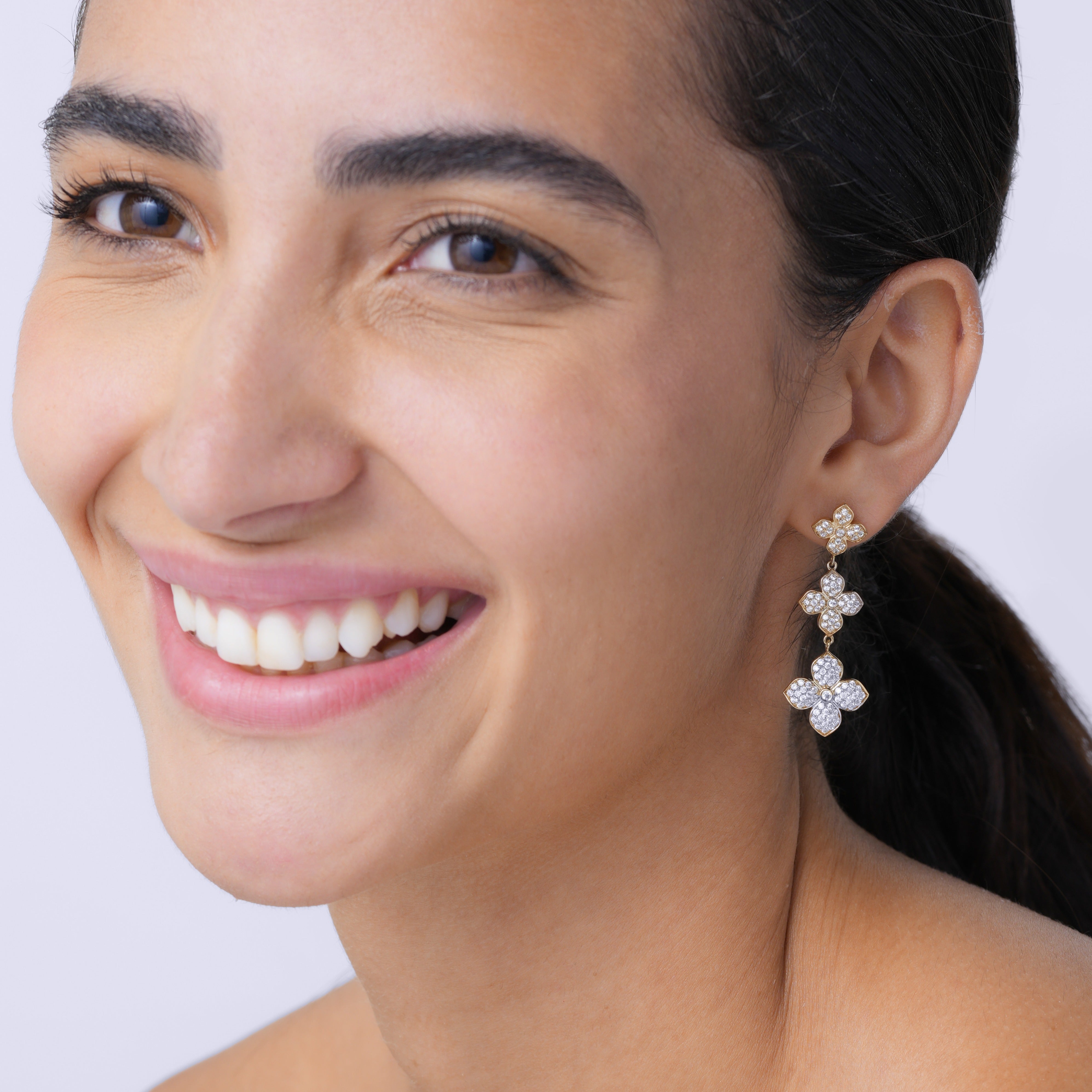 La Fleur 2 Radiant Drop Diamond Earrings