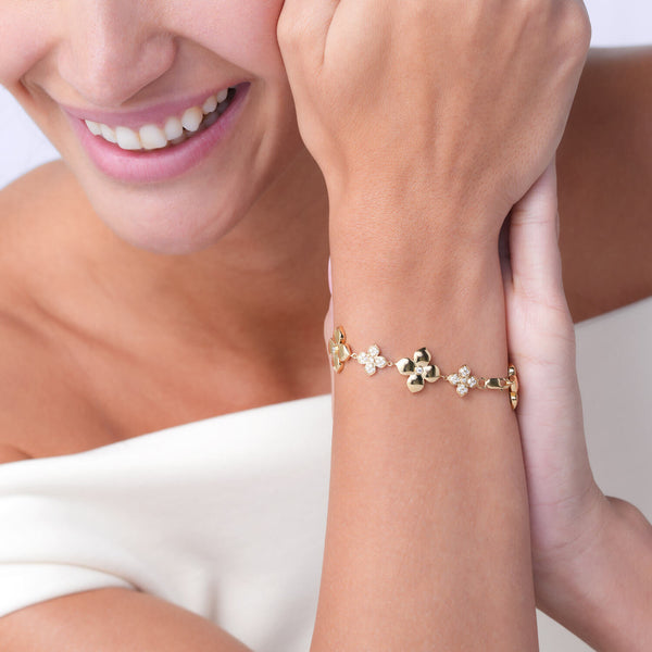 La Fleur Luxe Blooming Bracelet
