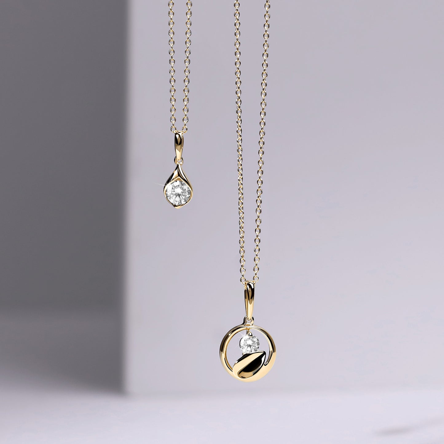 Open-Circle Leaf Pendant