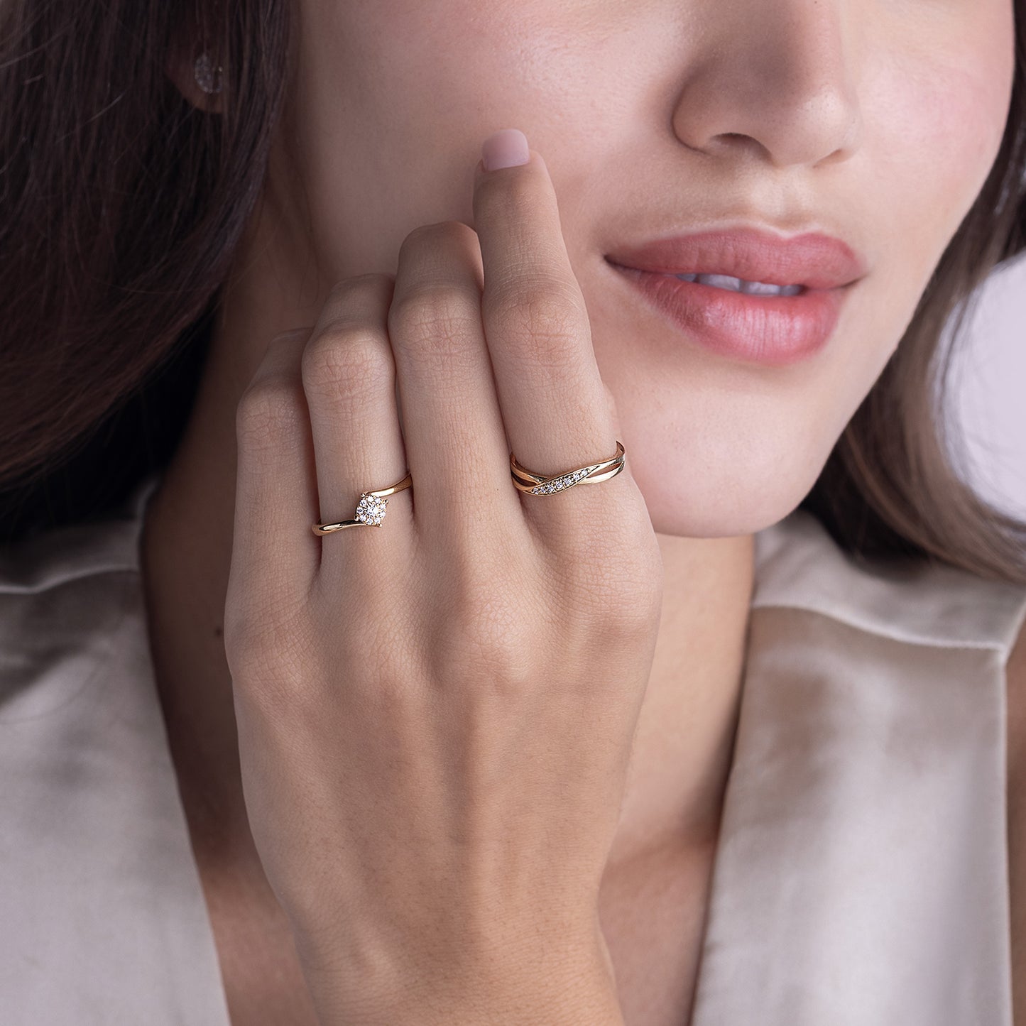 The Pavé Twist Solitaire