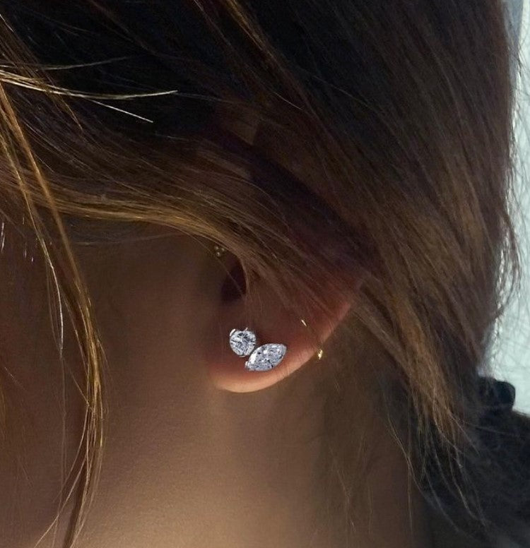 Round Marquise Toi-et-Moi Studs