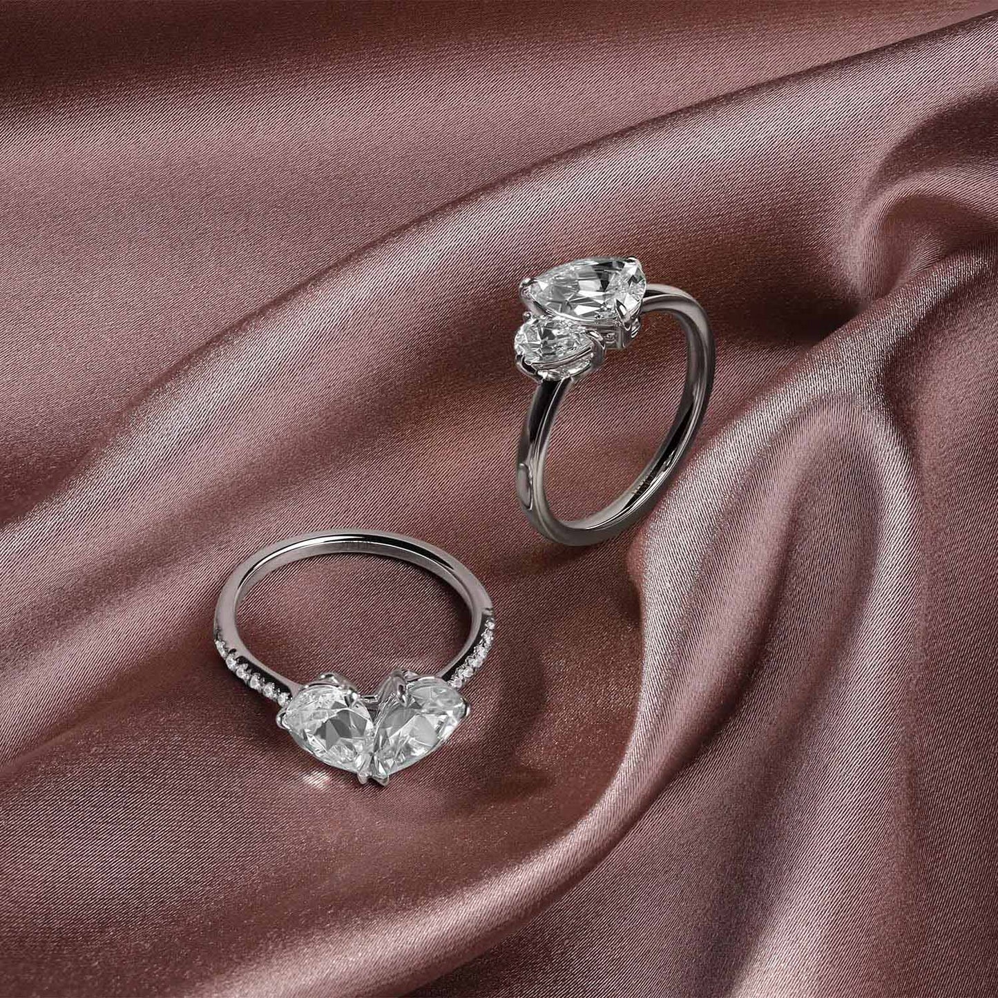 Double Pear Toi-et-Moi Signature Ring