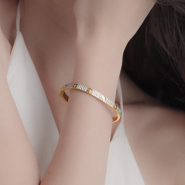 La Fleur 3-Rows Square Bangle