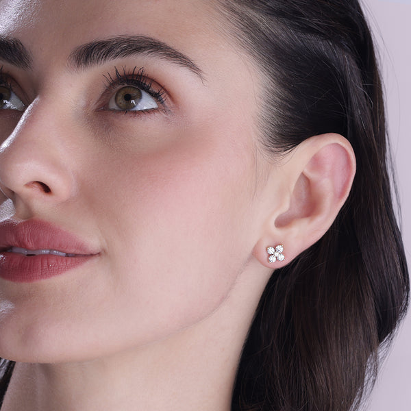 Alyssa Diamond Studs