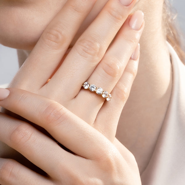 5-Stone Round Ring Medium