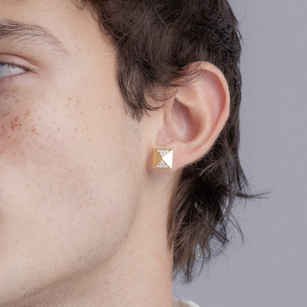 Zenyth Pyramid Diamond Studs