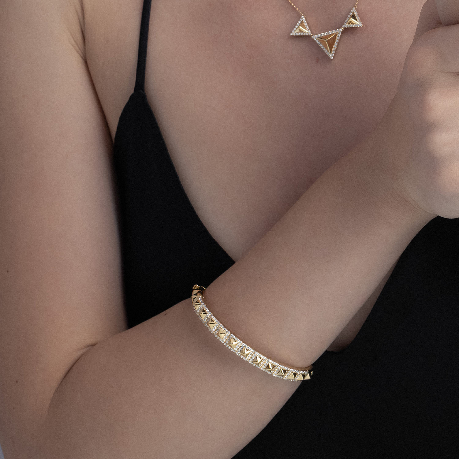 Zenyth Pyramid Luxe Geometric Bangle