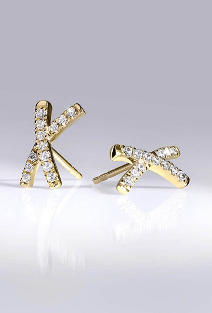 Lab-grown diamond jewelry including diamond rings, earrings, necklaces, and bracelets