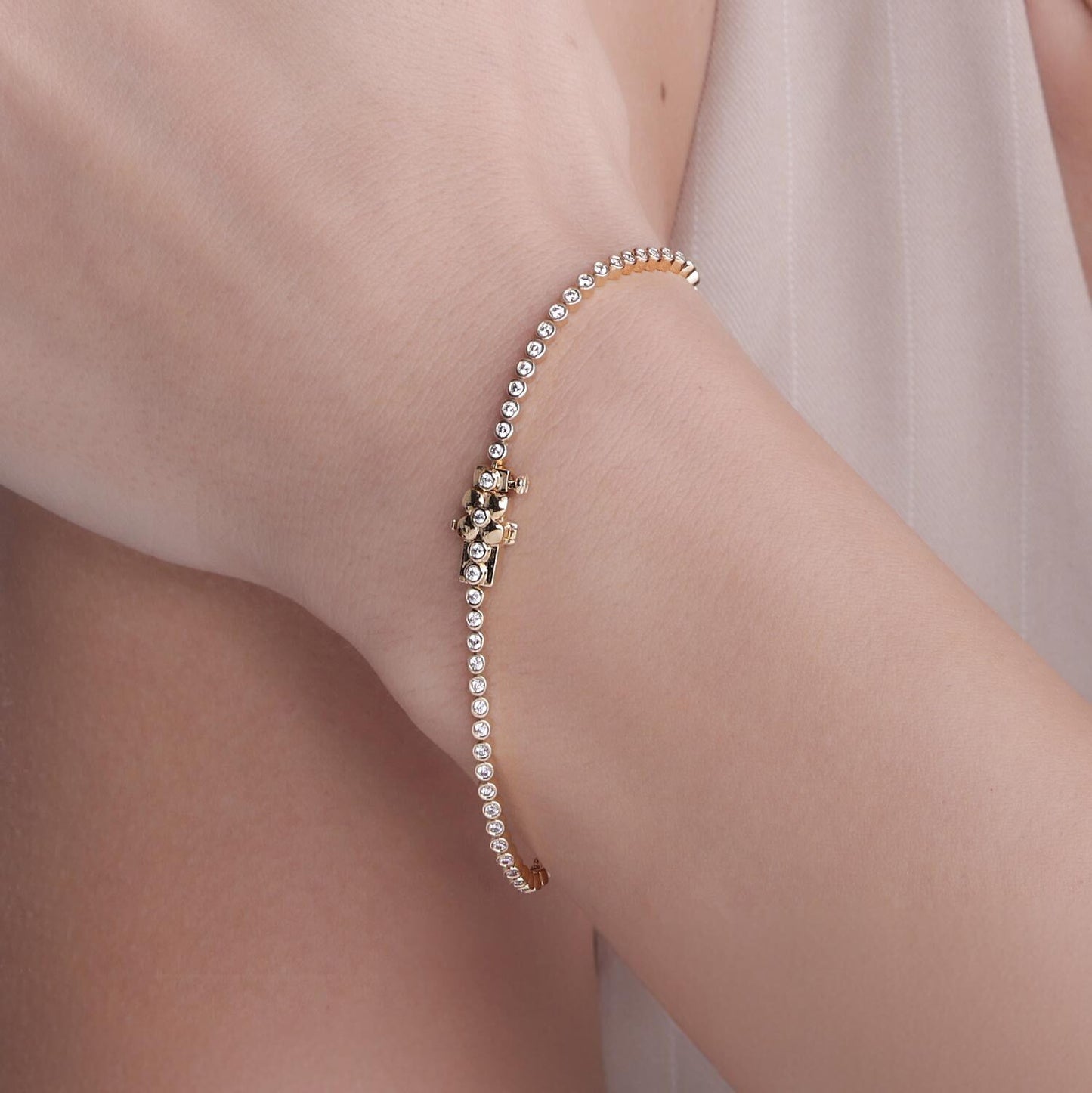 La Fleur Encompassing Tennis Bracelet Large