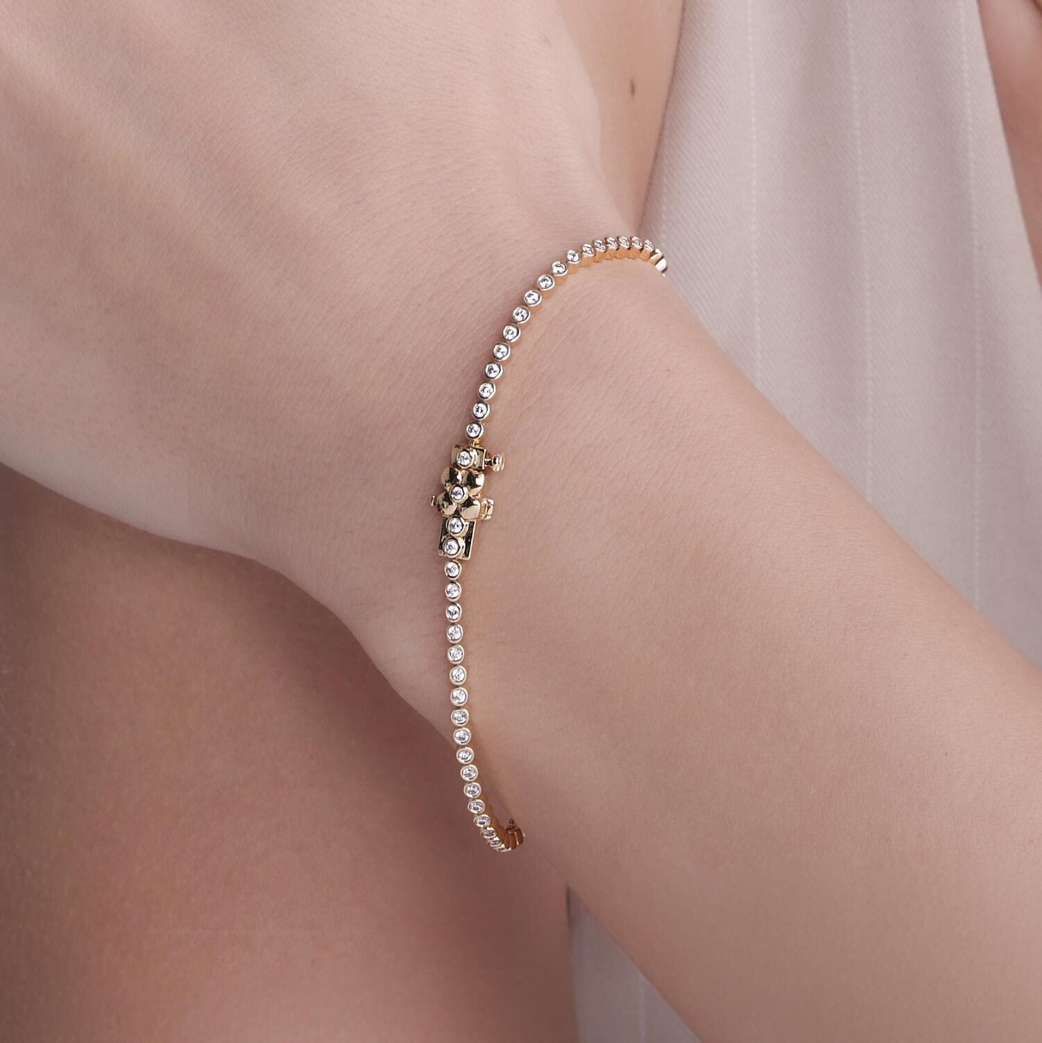 La Fleur Encompassing Tennis Bracelet Large