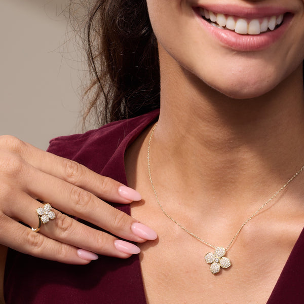 La Fleur Radiant Pendant Necklace