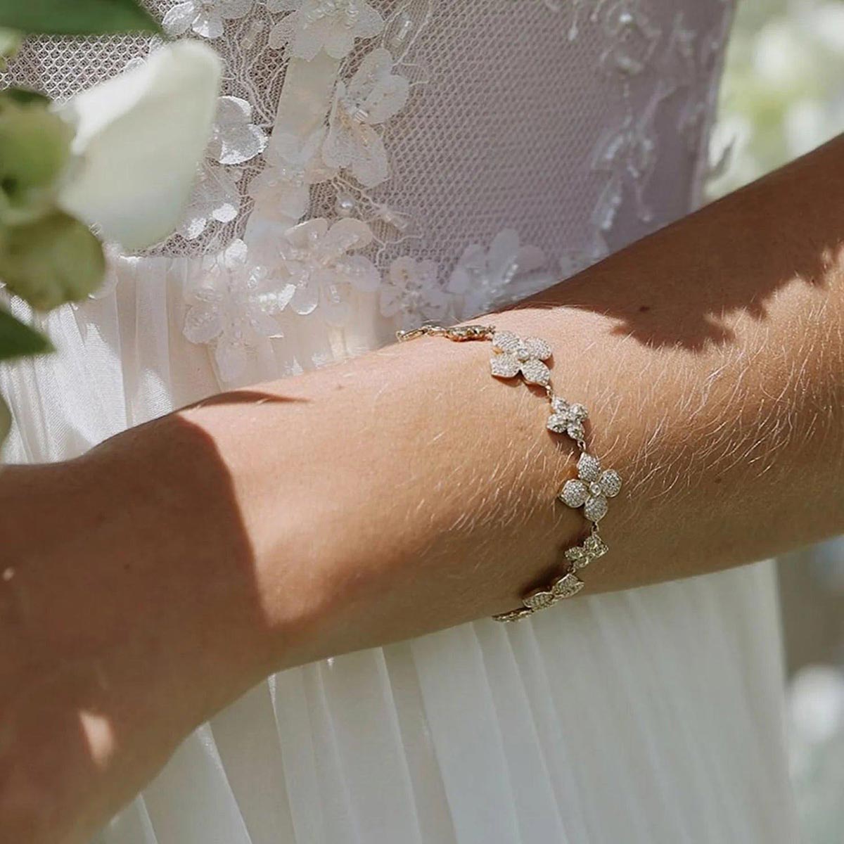 La Fleur Luxe Blooming Radiant Bracelet