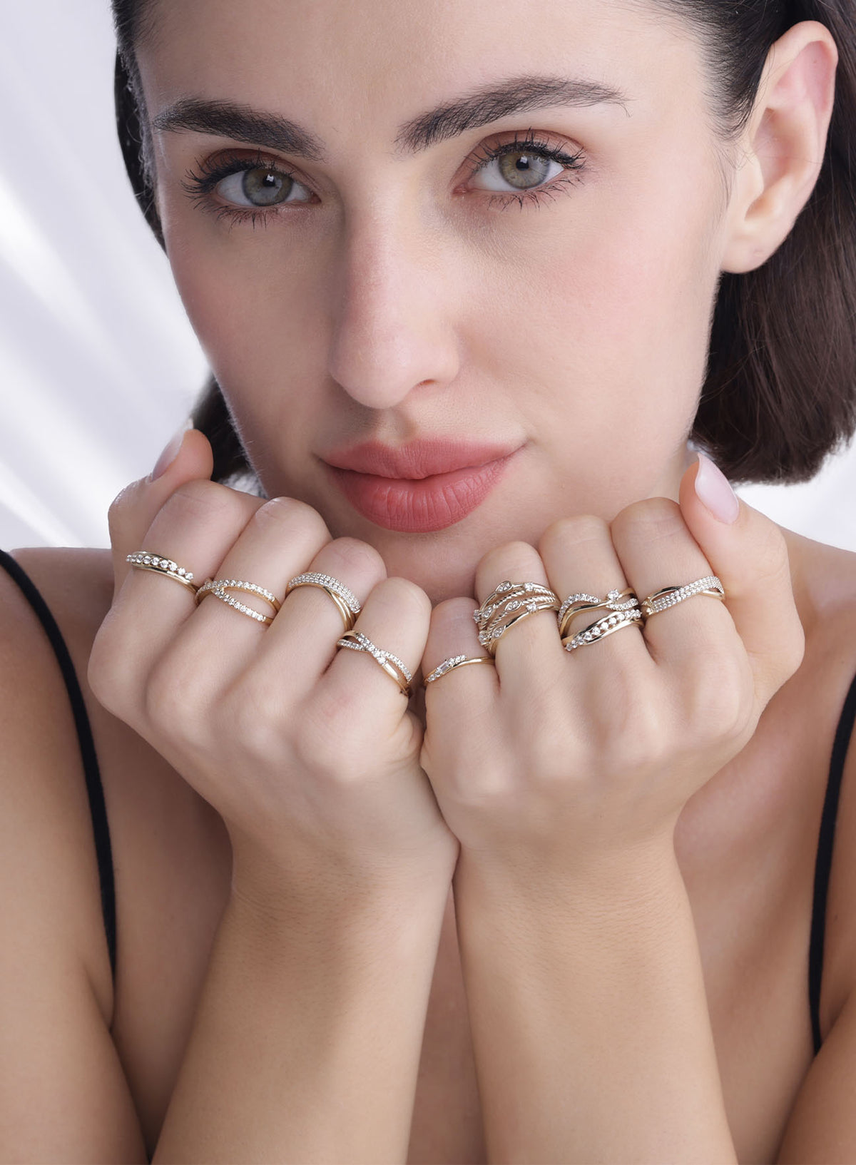 stackable-and-statement-rings-festive-fine-gold-and-diamond-jewelry-verlas-in
